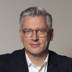 Jens Schueler Jens Schueler